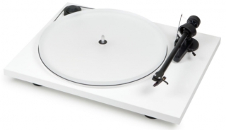 Pro-Ject Essential II Weiß - Audiophiler Plattenspieler mit OM5E | Auspackware, sehr gut